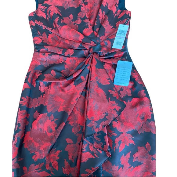 Maggy London Side Drape Sheath Dress Twist Front Boat Neck Cocktail size 6 NWT - Picture 13 of 16